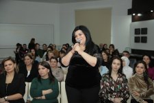 Назпери Досталиева стала участницей проекта "Qonağımız var" (ФОТО)