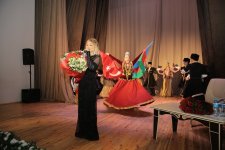 Народная артистка Бриллиант Дадашева стала участницей проекта "Qonağımız var" (ФОТО)