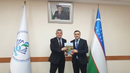 В университетах Узбекистана началось преподавание азербайджанского языка (ФОТО)