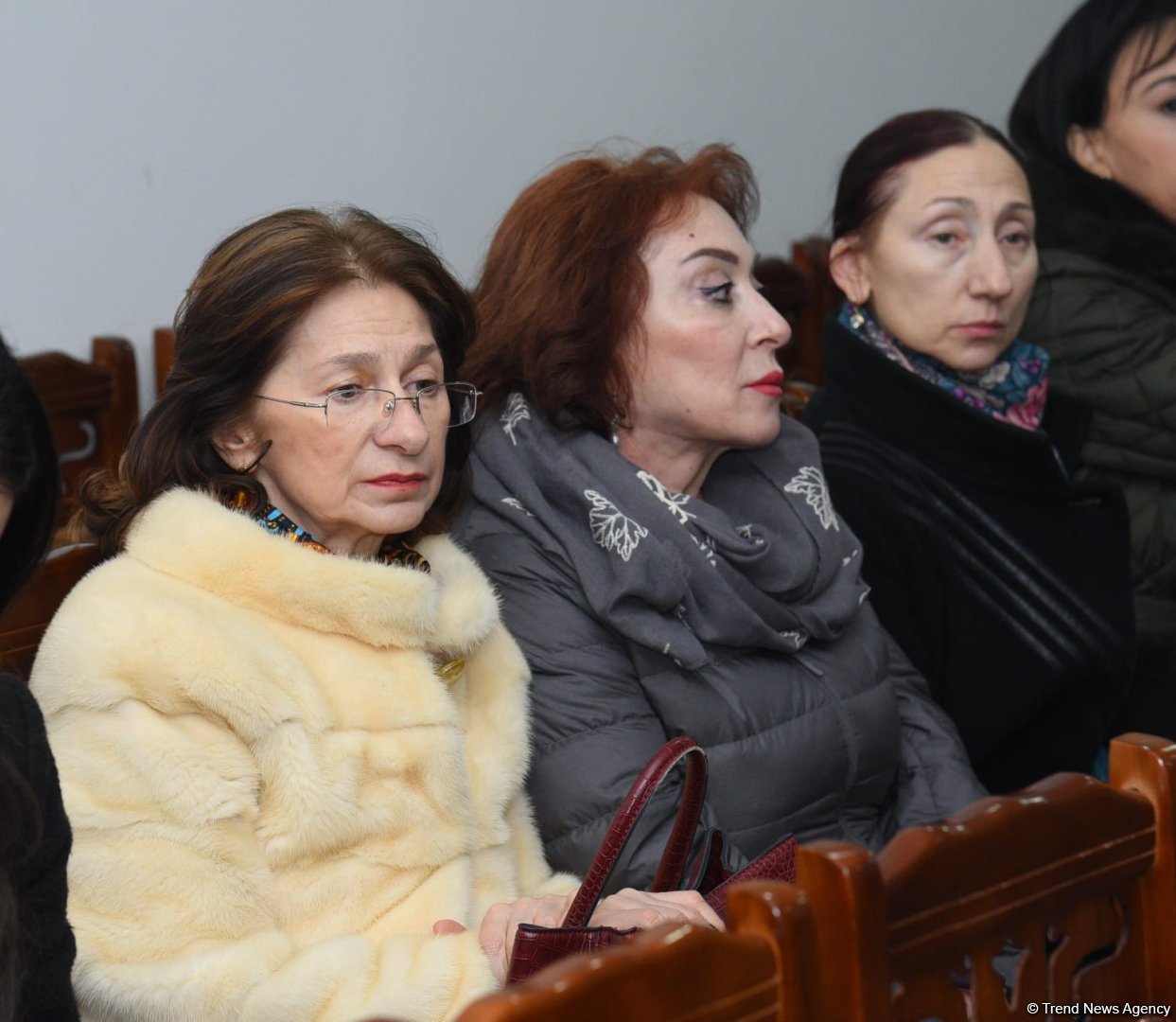В Баку проходит церемония прощания с народной артисткой Рафигой Ахундовой (ФОТО)