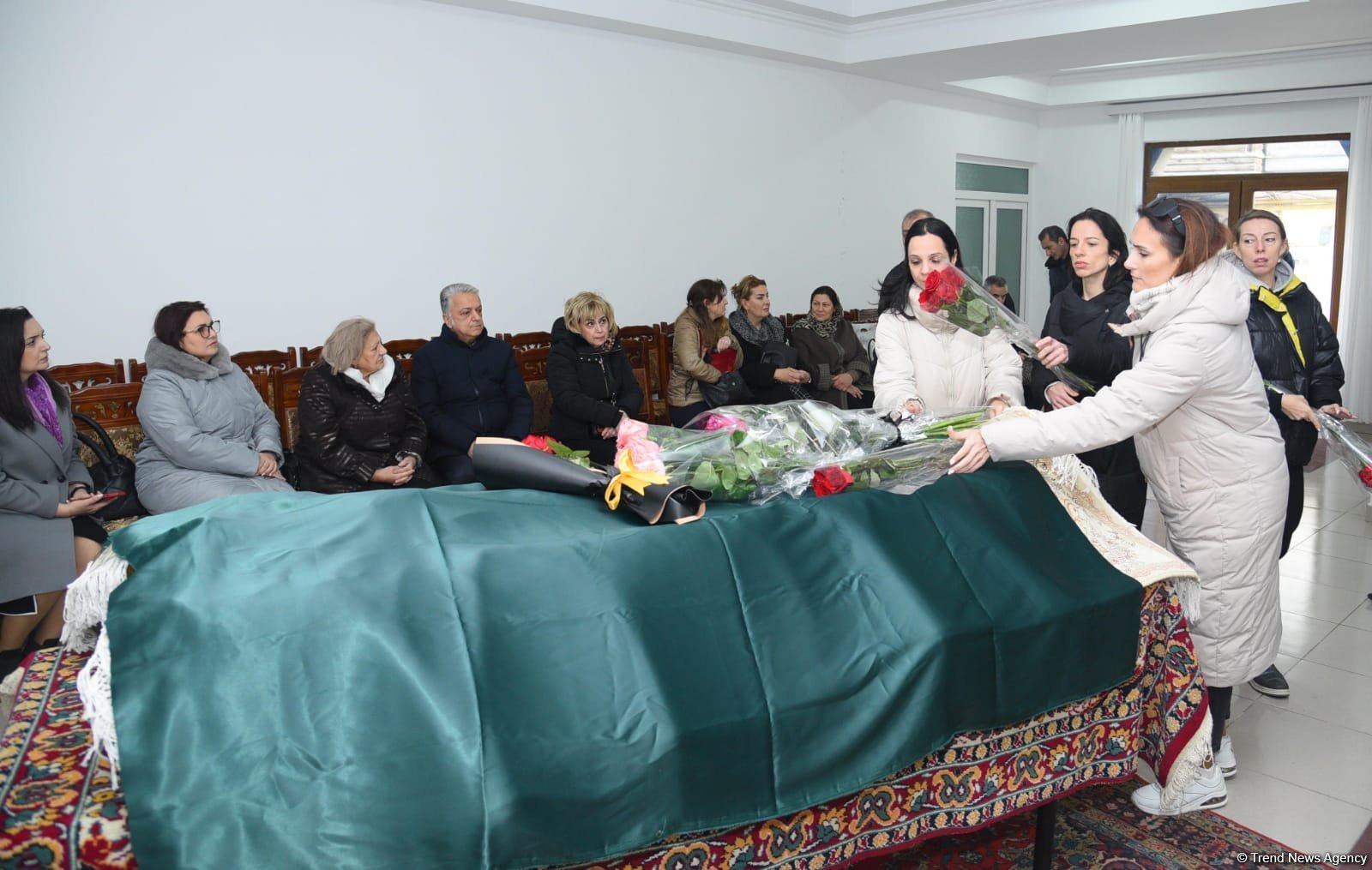 В Баку проходит церемония прощания с народной артисткой Рафигой Ахундовой (ФОТО)