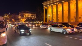 Baku hails jubilant car procession, marking Ilham Aliyev's presidential poll win (PHOTO)