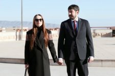Президент Ильхам Алиев, Первая леди Мехрибан Алиева и члены их семьи проголосовали в Ханкенди (ФОТО/ВИДЕО)