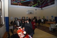 Наблюдается наплыв избирателей на участках, созданных в школе №132-134 в Баку (ФОТО/ВИДЕО)