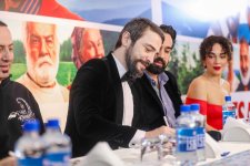 Турецкие звезды в Баку - если летом пойдет снег, или секрет тысячелетнего йогурта (ВИДЕО, ФOТО)