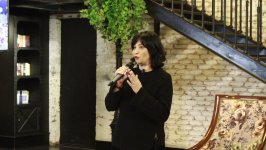 Рена Миргасымова-Фель выступила в Баку - увлекательный рассказ о загадочной стране (ФОТО)