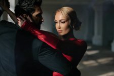 "Sevgimiz dənizdir" от Нуры Сури – на кого похож герой нового клипа певицы (ФОТО/ВИДЕО)