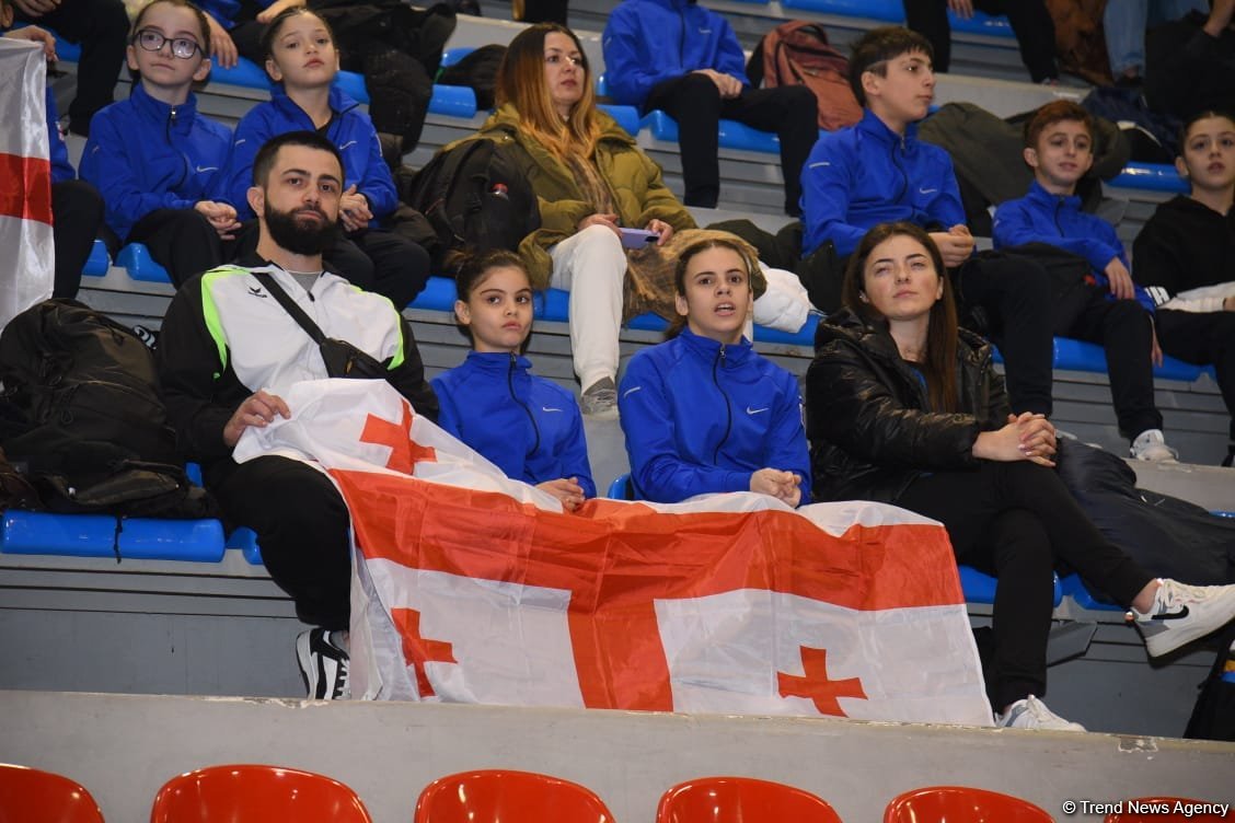 Стартовали соревнования 8-го открытого чемпионата Азербайджана и открытого первенства Баку по прыжкам на батуте (ФОТО)