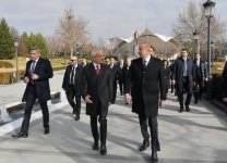 Президент Ильхам Алиев посетил памятник великому лидеру Гейдару Алиеву в Анкаре (ФОТО/ВИДЕО)