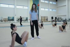 В Баку проходят учебно-тренировочные сборы гимнасток из регионов (ФОТО)