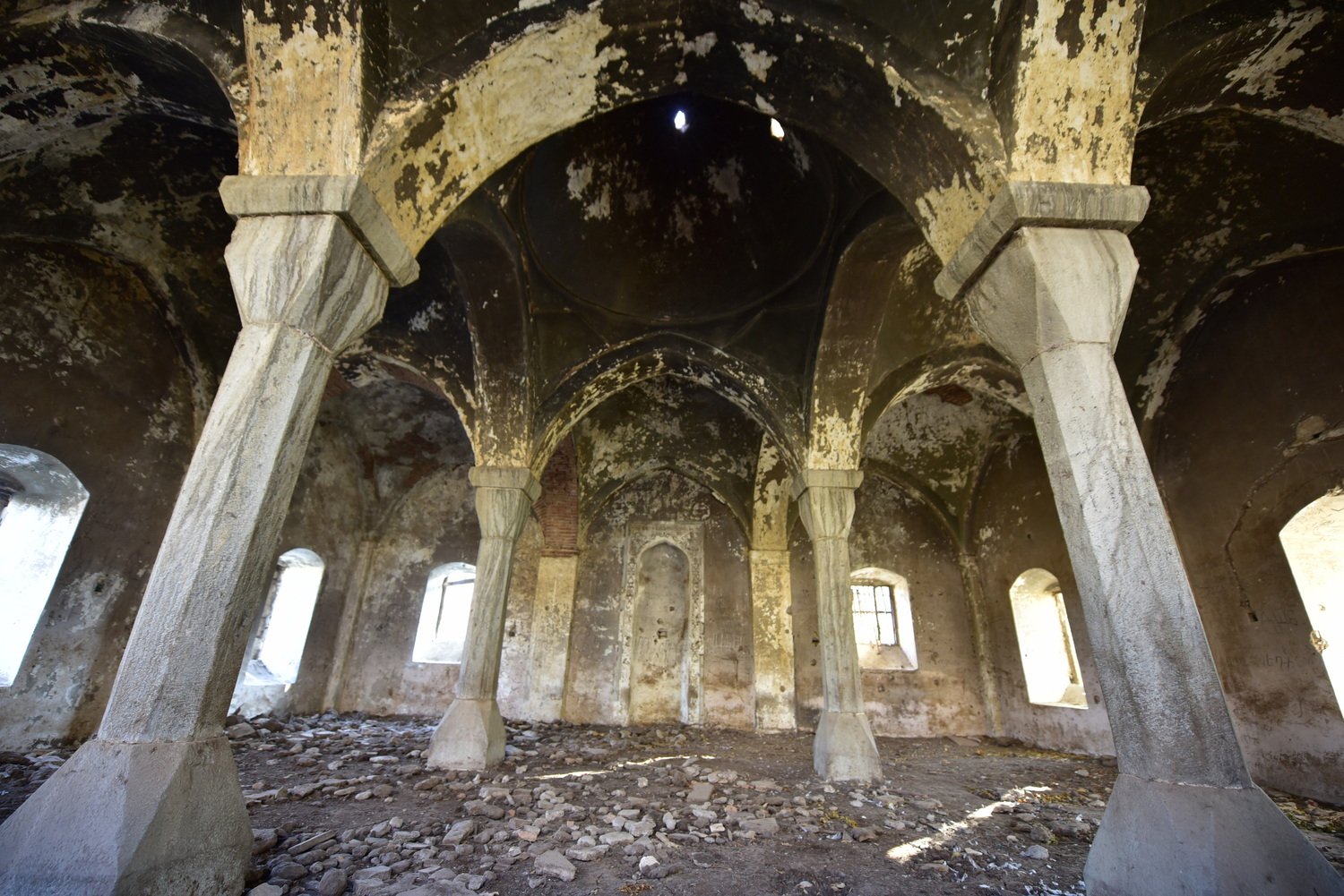 В Ташкенте прошла фотовыставка "В Карабахе снова восходит солнце"   (ФОТО)