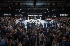 HONOR представила новые продукты и технологии с AI-поддержкой на выставке MWC 2024