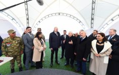 Президент Ильхам Алиев заложил фундамент мемориала жертвам Ходжалинского геноцида и встретился с представителями общественности района (ФОТО/ВИДЕО)