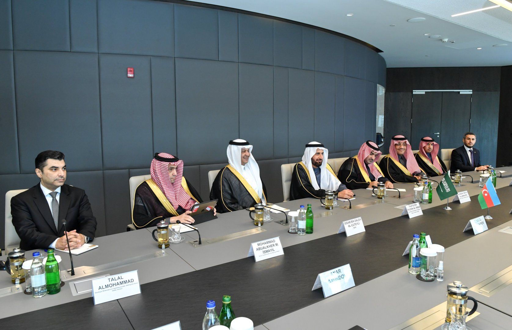 Azerbaijan, Saudi Arabia discuss strengthening economic partnership (PHOTO)