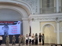 В Баку представлена театрально-музыкальная постановка, посвященная Ходжалинскому геноциду (ФОТО)