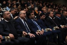 В Гяндже  с большим успехом прошел концерт Мансума Ибрагимова и коллектива "Карабах" (ФОТО)