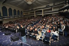 В Гяндже  с большим успехом прошел концерт Мансума Ибрагимова и коллектива "Карабах" (ФОТО)