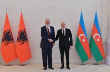 Состоялась встреча Президента Ильхама Алиева с премьер-министром Албании Эди Рамой один на один (ФОТО/ВИДЕО)