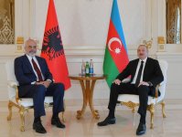 Состоялась встреча Президента Ильхама Алиева с премьер-министром Албании Эди Рамой один на один (ФОТО/ВИДЕО)