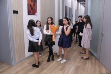 В школе искусств имени Вагифа Мустафазаде представлены выставка и концерт памяти Мастера (ВИДЕО, ФОТО)