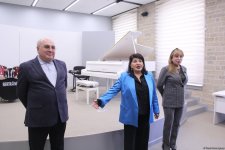 В школе искусств имени Вагифа Мустафазаде представлены выставка и концерт памяти Мастера (ВИДЕО, ФОТО)