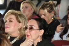 В школе искусств имени Вагифа Мустафазаде представлены выставка и концерт памяти Мастера (ВИДЕО, ФОТО)