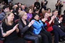 В школе искусств имени Вагифа Мустафазаде представлены выставка и концерт памяти Мастера (ВИДЕО, ФОТО)