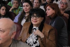 В школе искусств имени Вагифа Мустафазаде представлены выставка и концерт памяти Мастера (ВИДЕО, ФОТО)