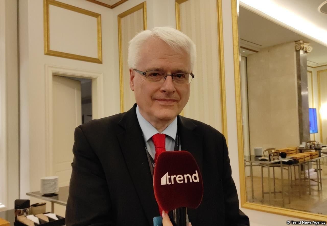 Приняв COP29, Азербайджан внесет свой вклад в изменение климата - экс-президент Хорватии