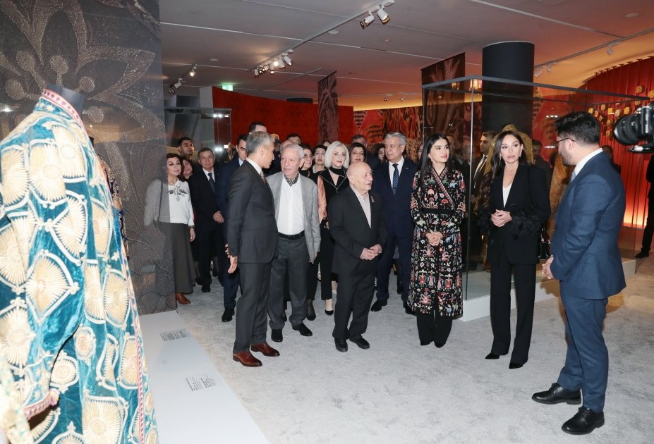 First VP Mehriban Aliyeva and Assistant to President of Uzbekistan Saida Mirziyoyeva attend opening ceremony of “Heritage in Stitches: A Journey Through Embroidery and Sewing Traditions of Uzbekistan” exhibition at Heydar Aliyev Center (PHOTO/VIDEO)
