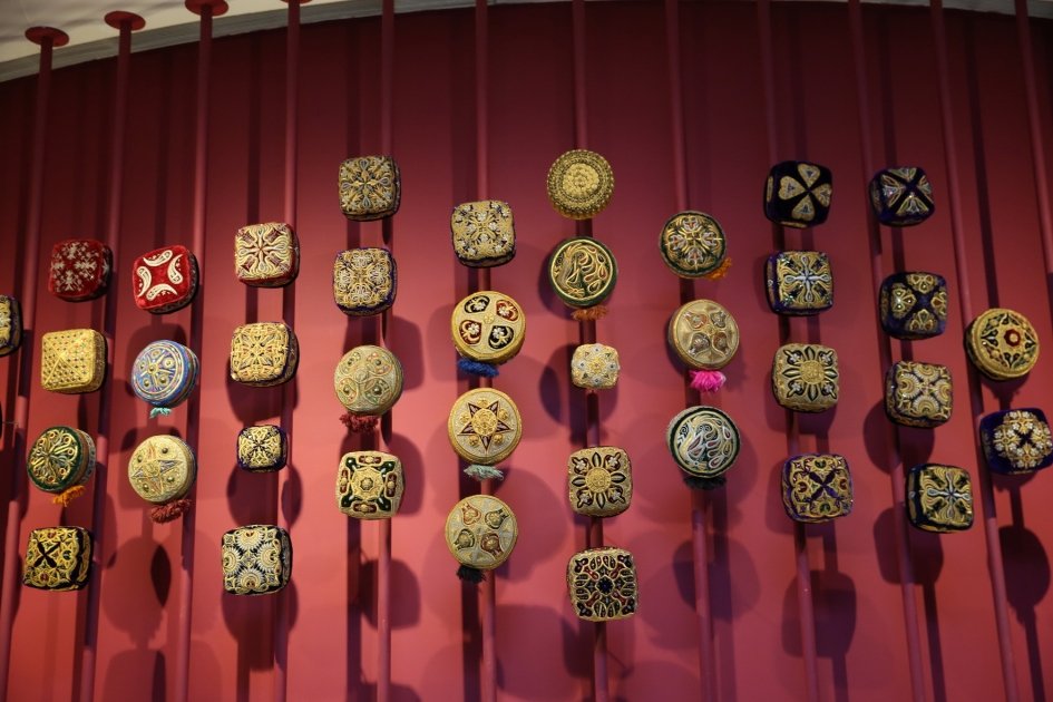 First VP Mehriban Aliyeva and Assistant to President of Uzbekistan Saida Mirziyoyeva attend opening ceremony of “Heritage in Stitches: A Journey Through Embroidery and Sewing Traditions of Uzbekistan” exhibition at Heydar Aliyev Center (PHOTO/VIDEO)