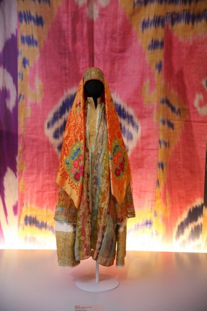 First VP Mehriban Aliyeva and Assistant to President of Uzbekistan Saida Mirziyoyeva attend opening ceremony of “Heritage in Stitches: A Journey Through Embroidery and Sewing Traditions of Uzbekistan” exhibition at Heydar Aliyev Center (PHOTO/VIDEO)