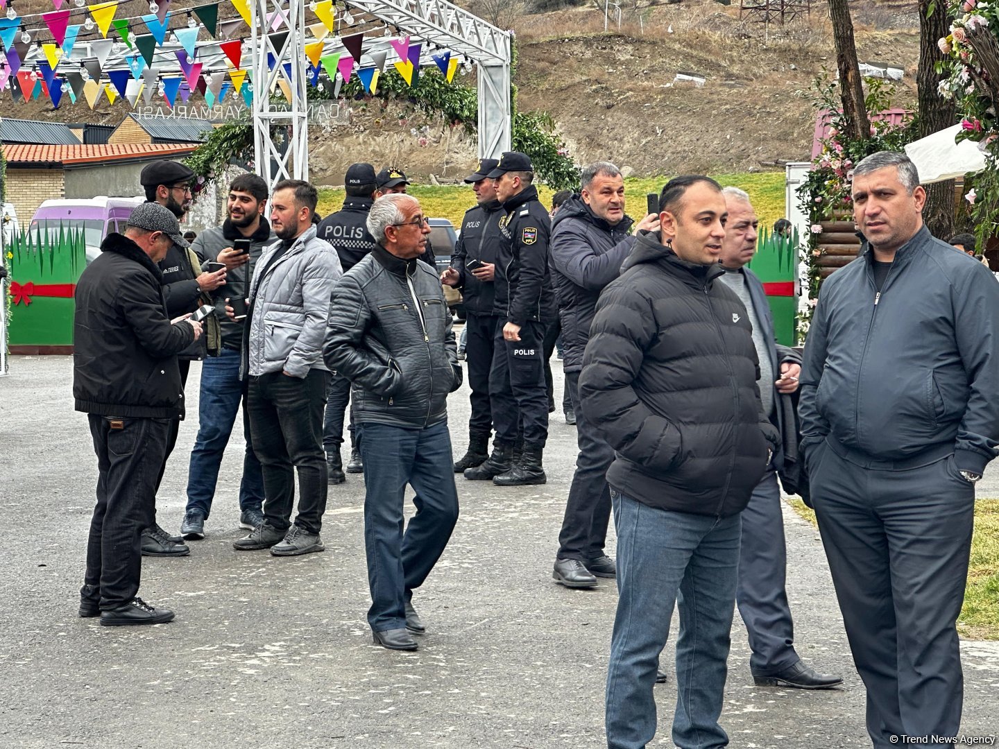 В Лачине спустя 32 года разожгли праздничный костер по случаю Новруза (ФОТО) (ОБНОВЛЕНО)