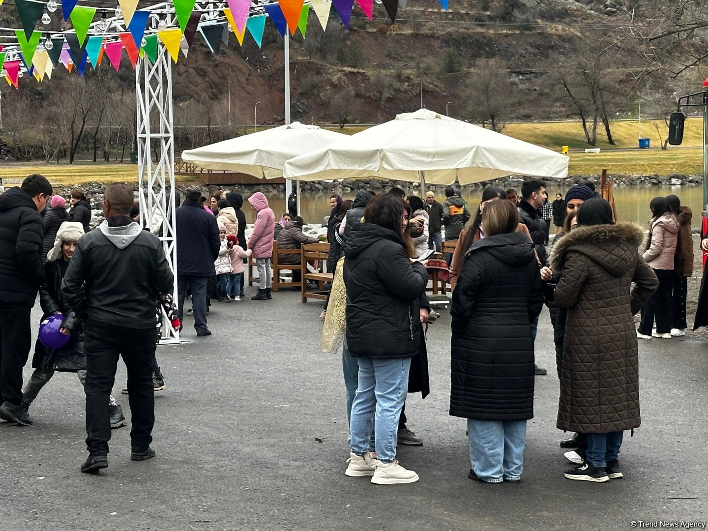 В Лачине спустя 32 года разожгли праздничный костер по случаю Новруза (ФОТО) (ОБНОВЛЕНО)