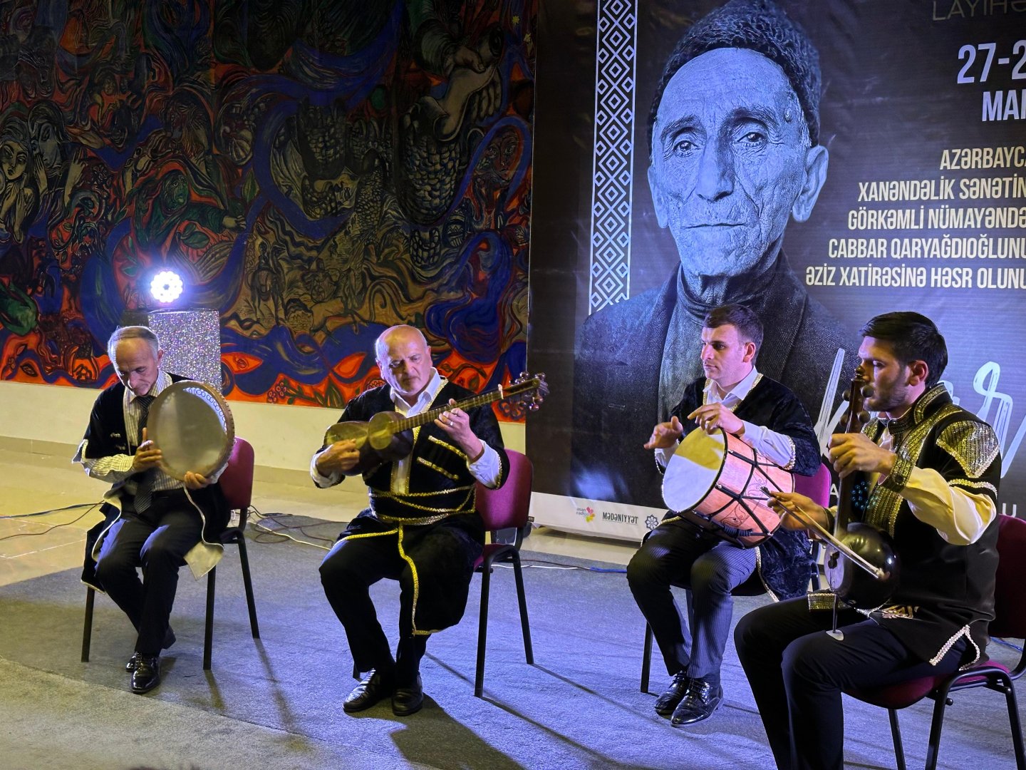 В Гяндже прошла церемония закрытия "Xalqın mədəni sərvəti", посвященного легендарному Джаббару Гаръягдыоглу (ВИДЕО, ФОТО)