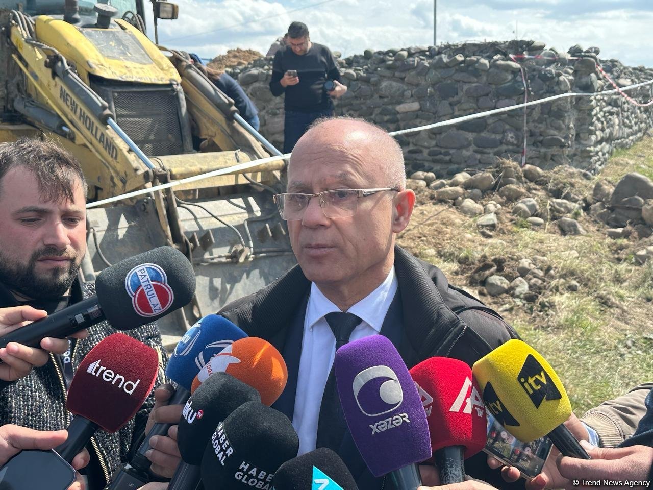 More human remains possibly to be found at burial site in Azerbaijan's Khojaly