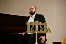 На сцене виртуозы! С любовью и уважением к памяти Азада Алиева (ФОТО)