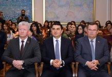 Красота природы и любовь к родному краю. В Баку открылась выставка "Беларусь глазами художников" (ФОТО)