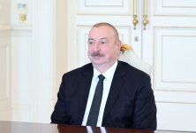 President Ilham Aliyev receives SecGen of Muslim Council of Elders (PHOTO)