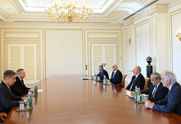 President Ilham Aliyev receives Saint Petersburg Governor (PHOTO/VIDEO)