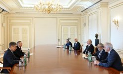 Президент Ильхам Алиев принял губернатора города Санкт-Петербург России (ВИДЕО/ФОТО)