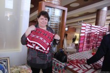 В рамках Дней культуры Беларуси в Азербайджане прошла выставка банеров и работ народных умельцев (ФОТО)