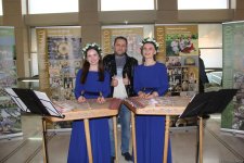 В рамках Дней культуры Беларуси в Азербайджане прошла выставка банеров и работ народных умельцев (ФОТО)