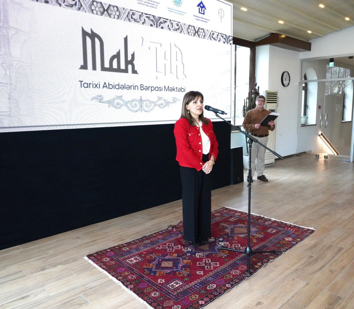 В Ичеришехер прошла церемония награждения выпускников Mak’TAB