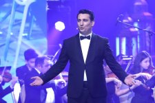 Как словами выразить чувства – душевная музыка и поэзия в вечернем Баку (ФОТО)