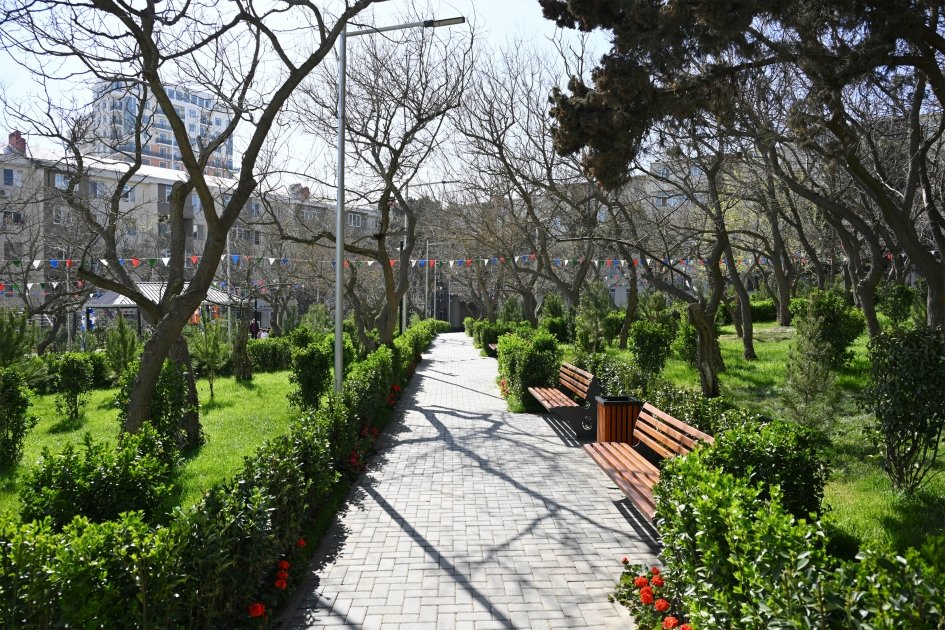 Another yard newly improved in Baku with participation of Vice President of Heydar Aliyev Foundation Leyla Aliyeva handed over to residents (PHOTO)