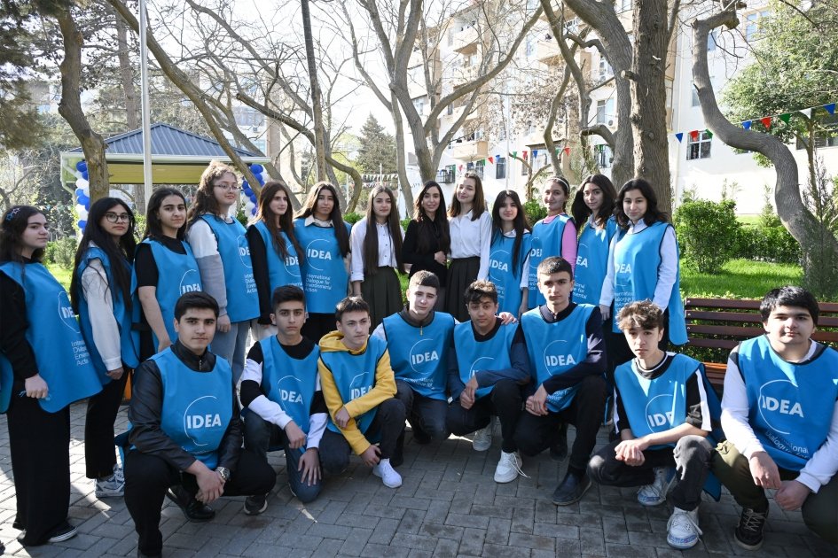 Another yard newly improved in Baku with participation of Vice President of Heydar Aliyev Foundation Leyla Aliyeva handed over to residents (PHOTO)