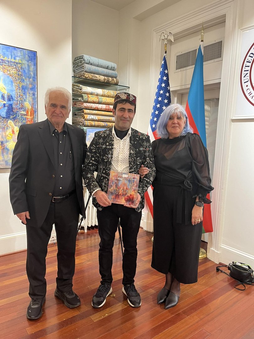 Когда страсть не знает границ - "Азербайджанские узоры" в США  (ФОТО)
