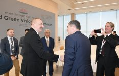 Президент Ильхам Алиев принял участие в международном форуме на тему «СОР29 и Зеленое видение для Азербайджана» (ФОТО/ВИДЕО)