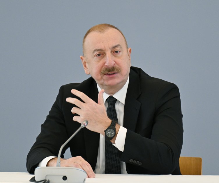 Президент Ильхам Алиев принял участие в международном форуме на тему «СОР29 и Зеленое видение для Азербайджана» (ФОТО/ВИДЕО)